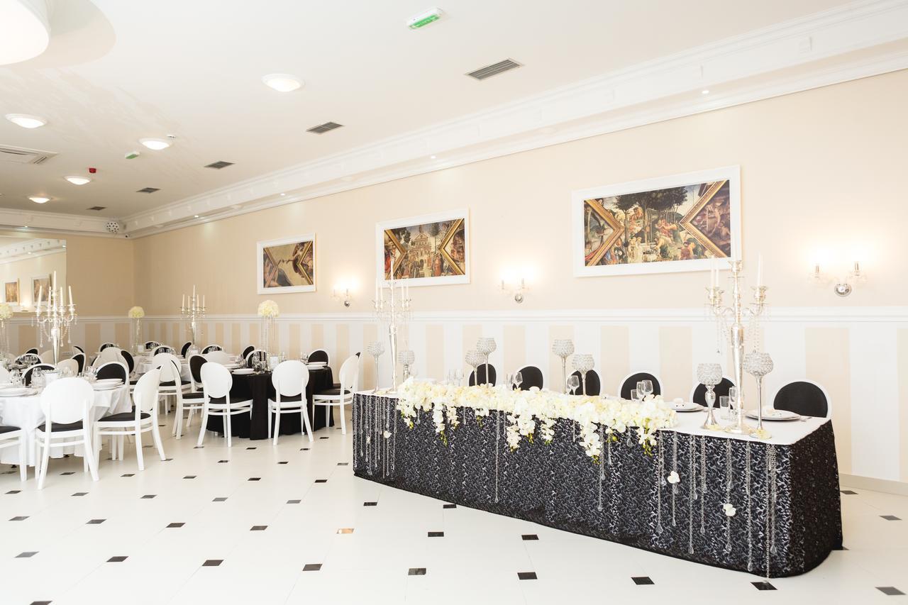 Villa Palace Novi Sad Luaran gambar