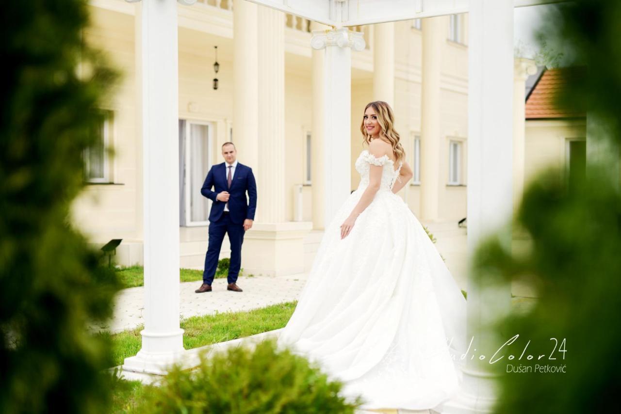 Villa Palace Novi Sad Luaran gambar