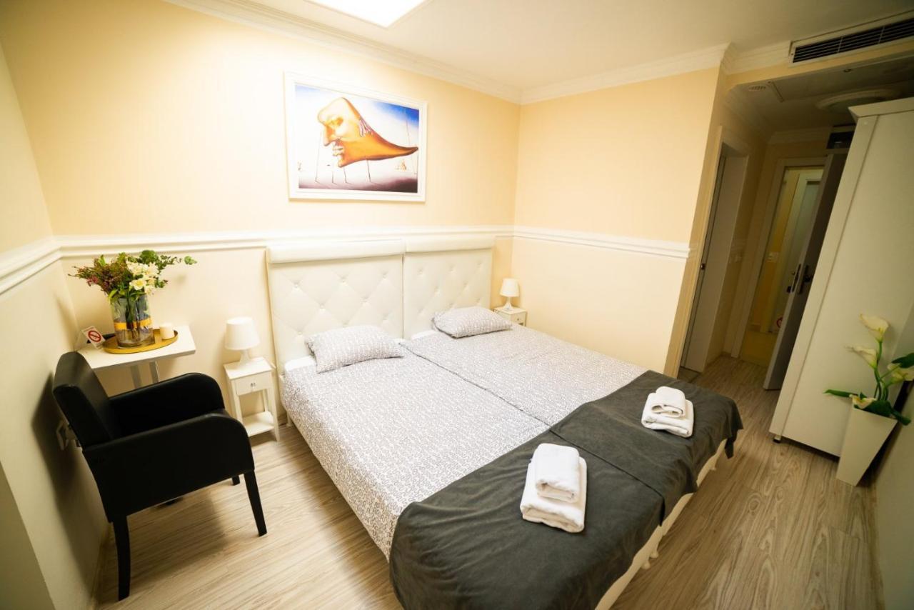 Villa Palace Novi Sad Luaran gambar